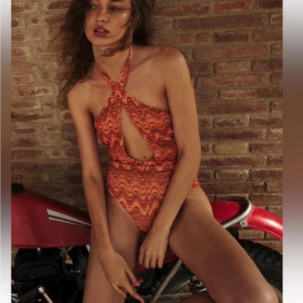 NWT ZARA WAVE PRINT HALTER SWIMSUIT ORANGE